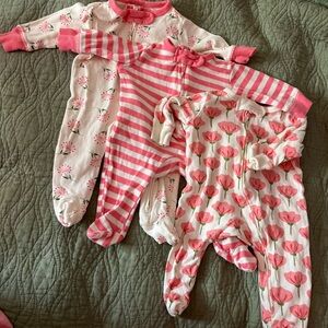 Pink and White baby girl 0-3M 100% Organic Cotton zipper onesie lot of 3